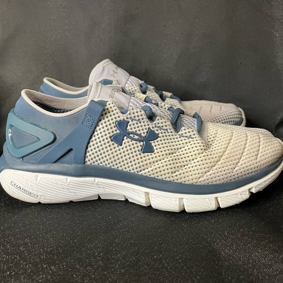 Under Armour Women’s SpeedForm Fortis Charged - Picture 5 of 7
